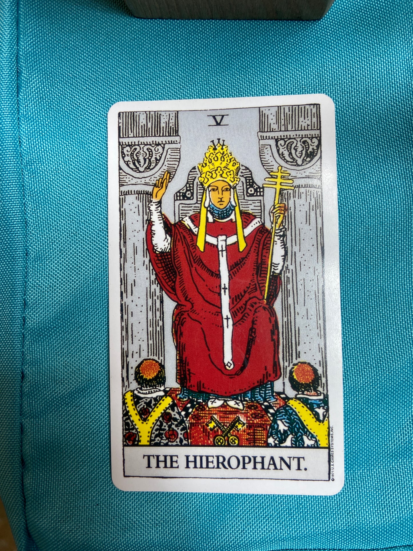 Wise Eyes Ring (The Hierophant)