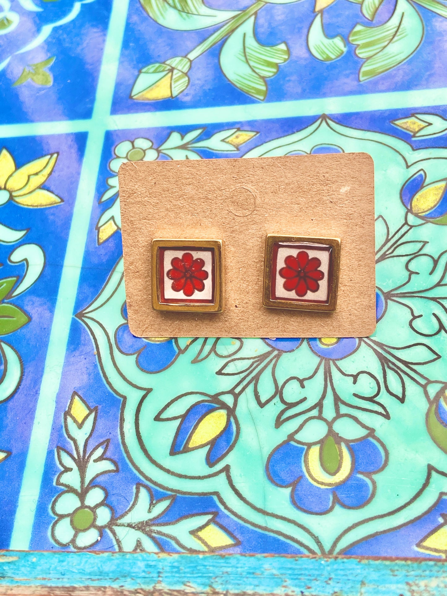 Chrysanthemum Tile Studs (Paseo Nuevo Steps)