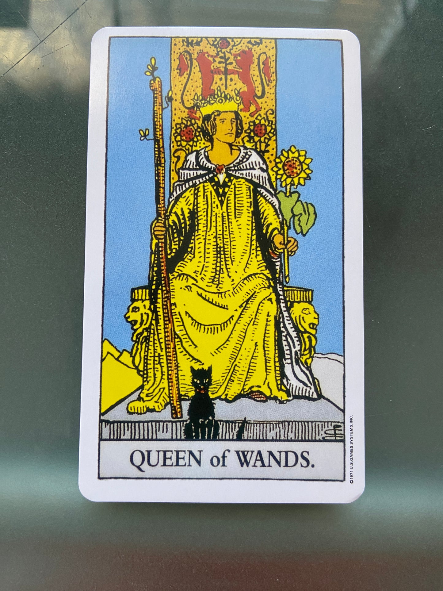 Triple Tarot Yellow Ring (Queen of Wands + Queen of Pentacles + the Fool)