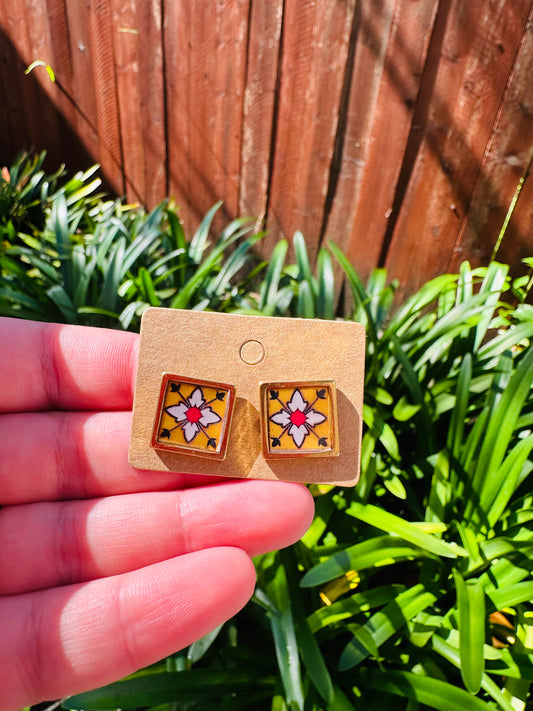 Arrow Cross Tile Studs (Paseo Nuevo Steps)