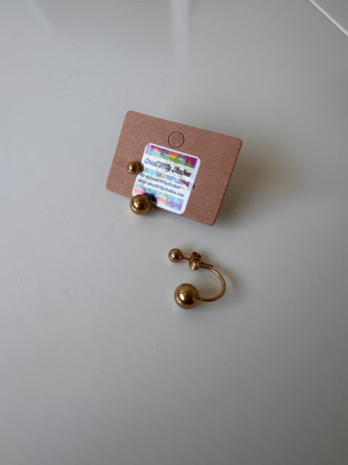 Floating Orb Studs
