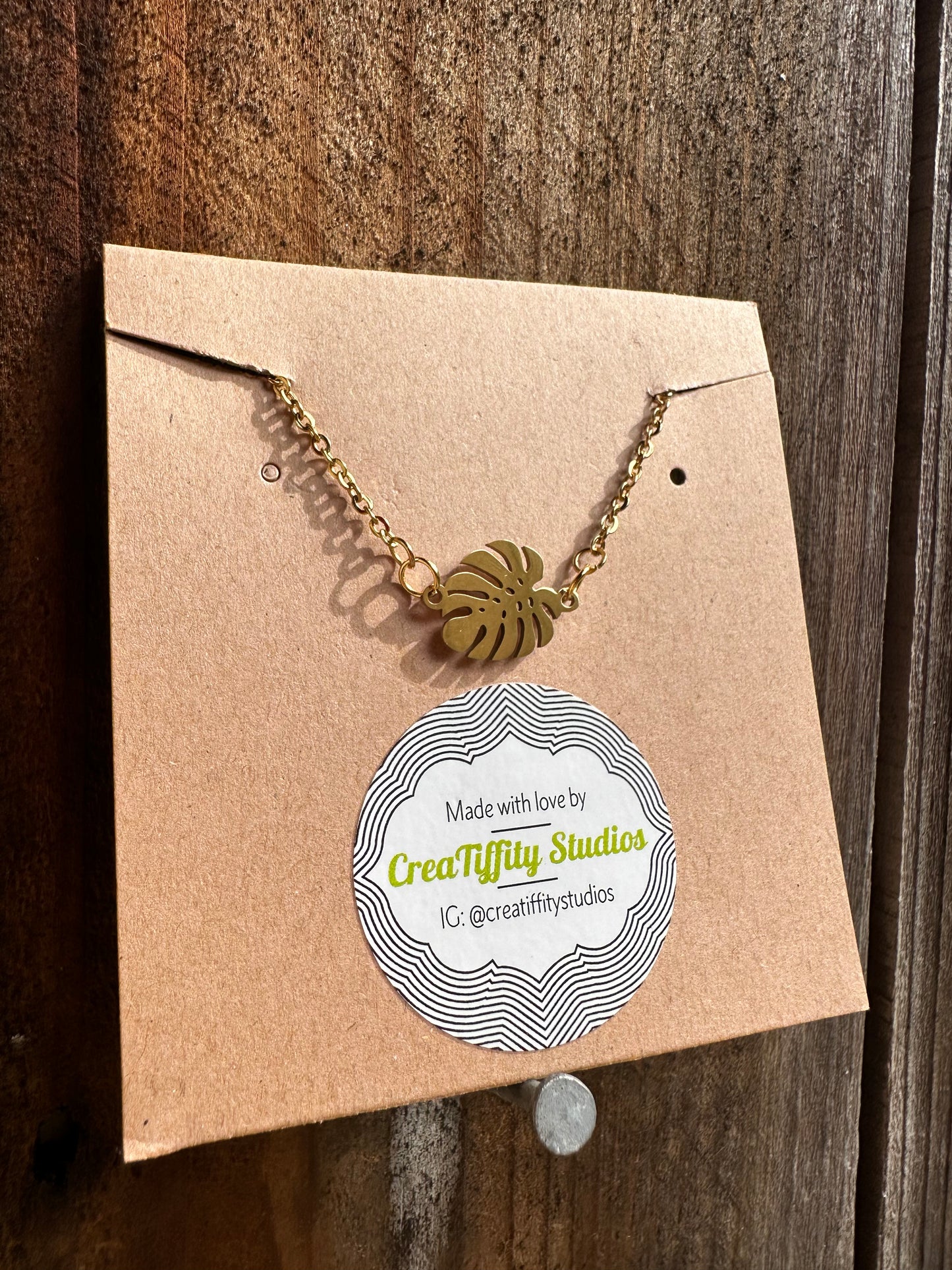 Monstera Necklace