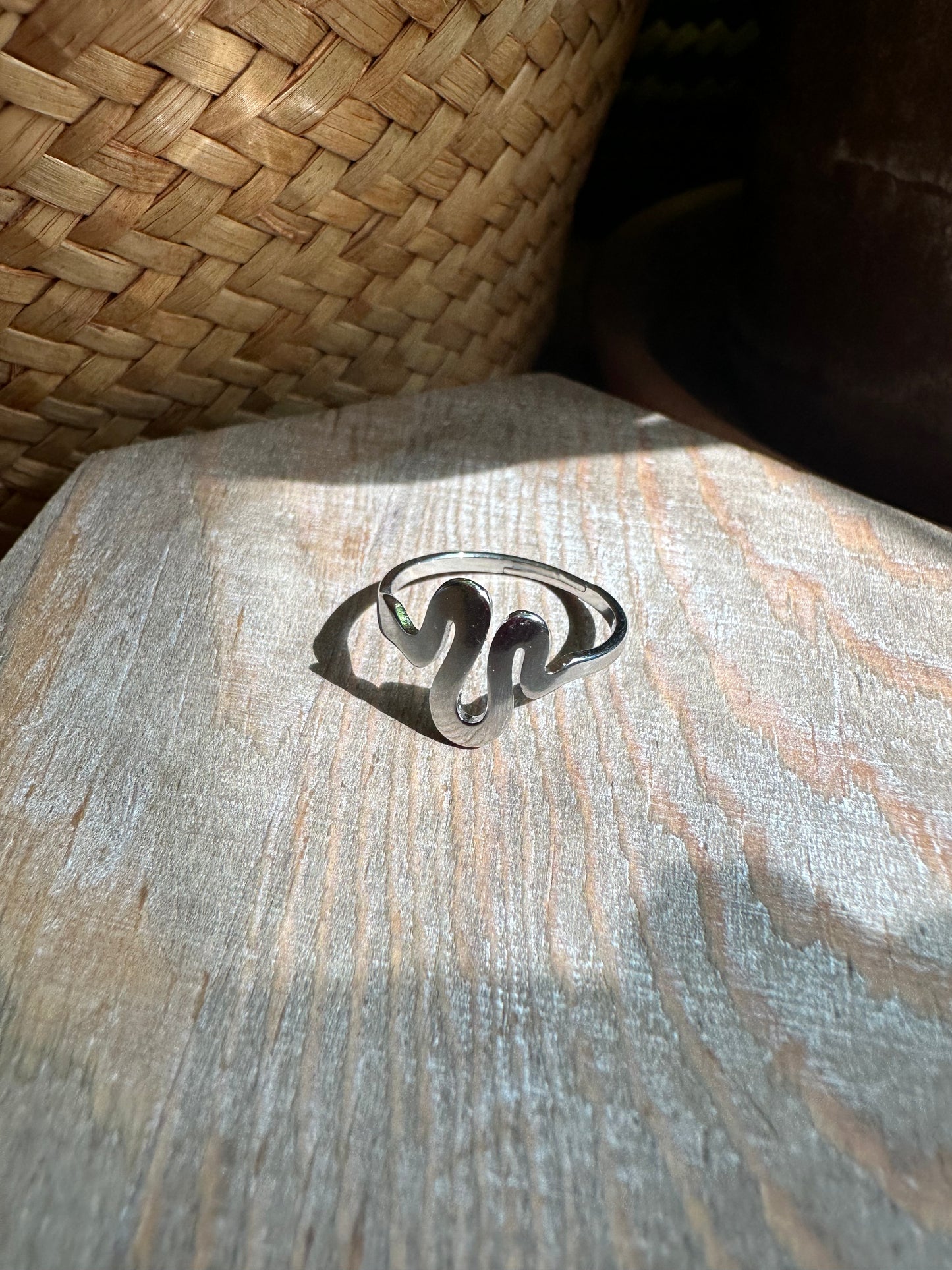 Squiggle Snake Ring