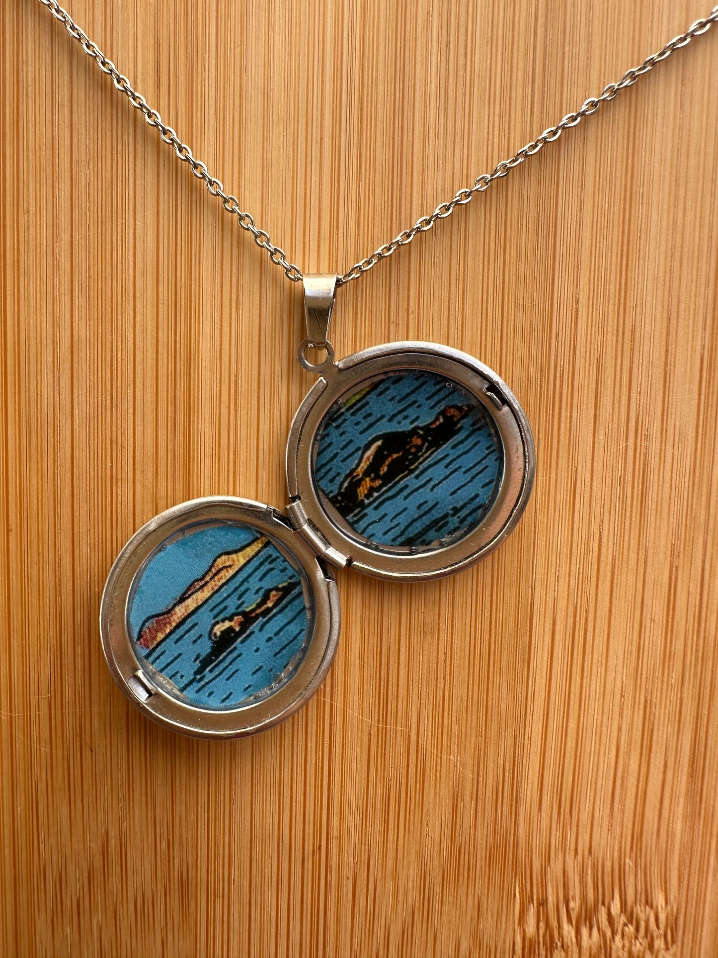 Getaway Locket Necklaces (II of Swords, VIII of Cups)