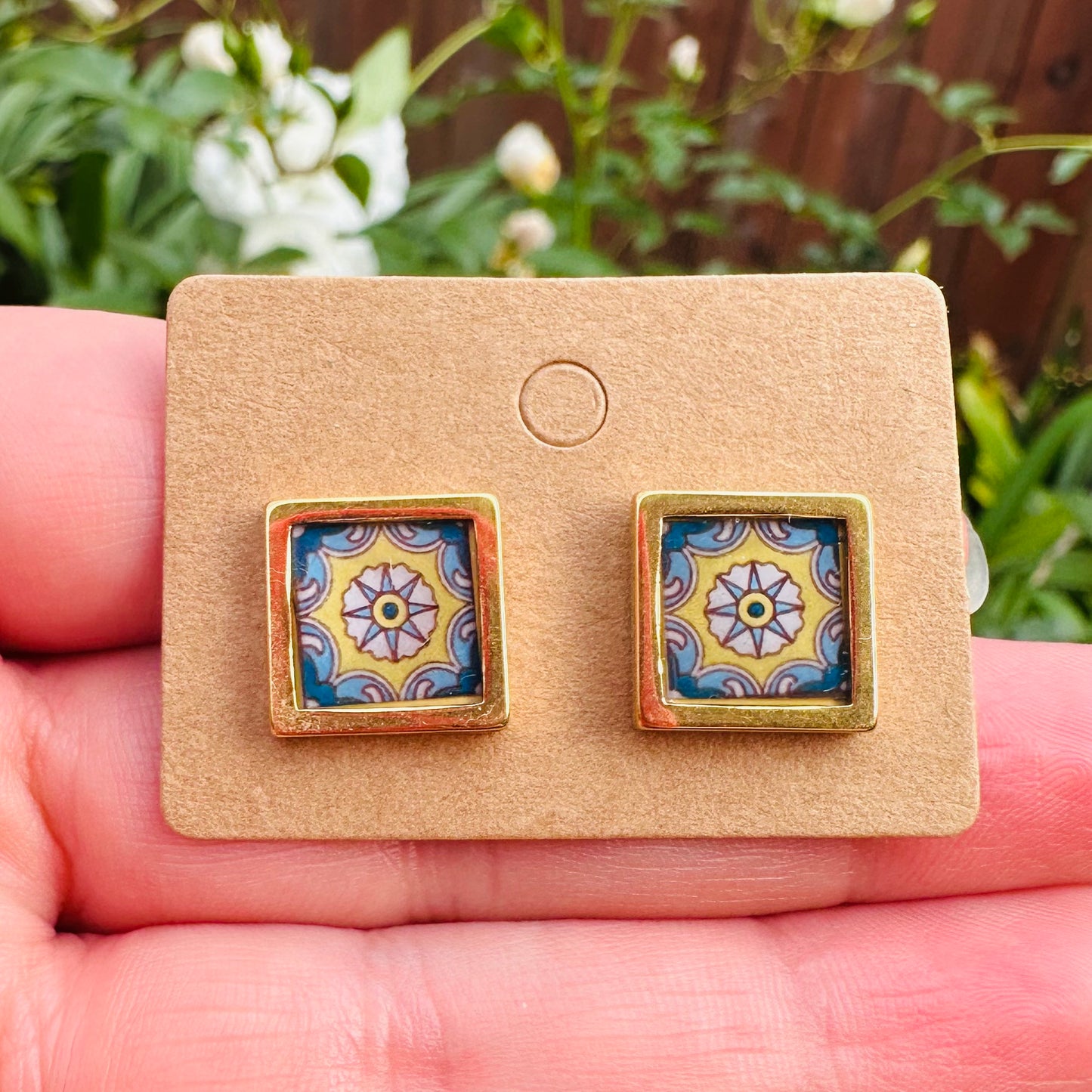 Sun Wheel Tile Studs (Paseo Nuevo)